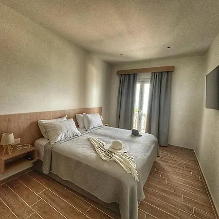Apartahotel Mike's 3*