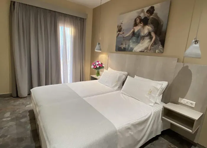 Mike's Aparthotel 3*